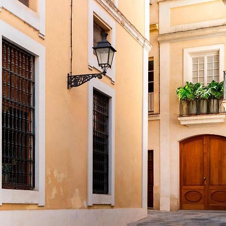 Genteel Home Pasaje Santa Cruz Seville Exterior photo